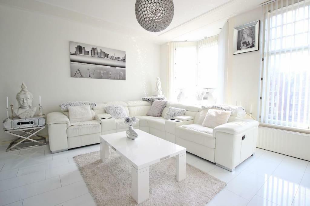 White Luxury Penthouse In City Centre アムステルダム エクステリア 写真